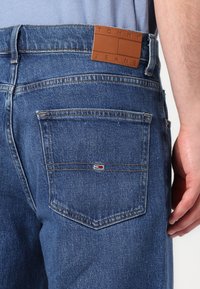 Tommy Jeans JAIMIE - Jeans relaxed fit - blue denim