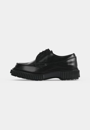 Adieu, TYPE 229 UNISEX - Derbies - black