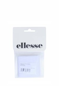 Fascia in cotone bianco confezionata, etichettata "DELECCE SWEATBAND", con codice a barre e logo "ellesse" su uno sfondo di plastica trasparente.