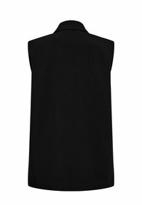 Melnā bezpiedurkņu veste ar apkakles dekoltē. Audums izskatās gluds, ar minimālistisku dizainu un taisnu apakšmalu.