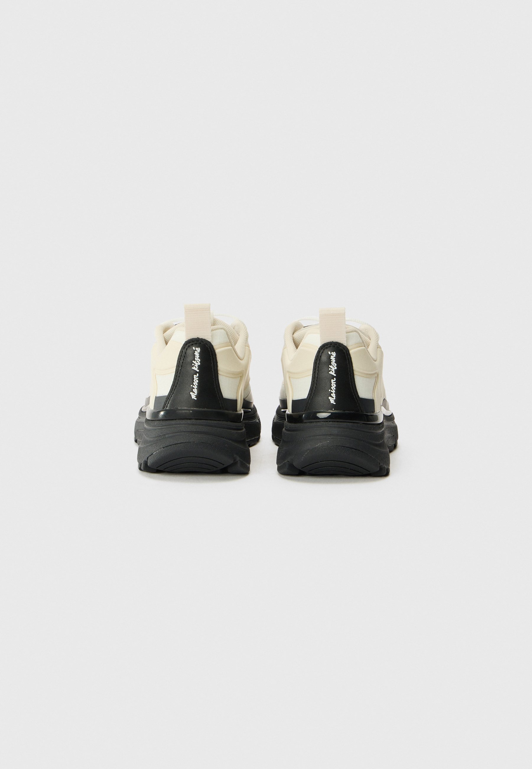 Maison Kitsuné SORA RUNNERS - Trainers - black/white bicolor
