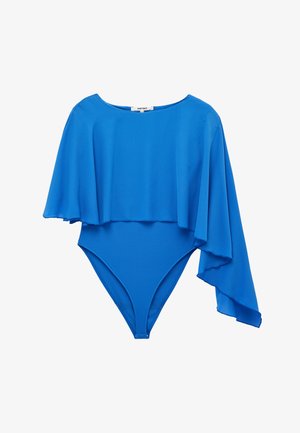 Justaucorps asymétrique bleu vif avec une manche longue fluide et une manche courte, doté d'un col bateau.