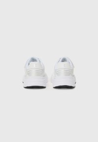 Champion RN00 UNISEX - Baskets basses - white/silver-coloured