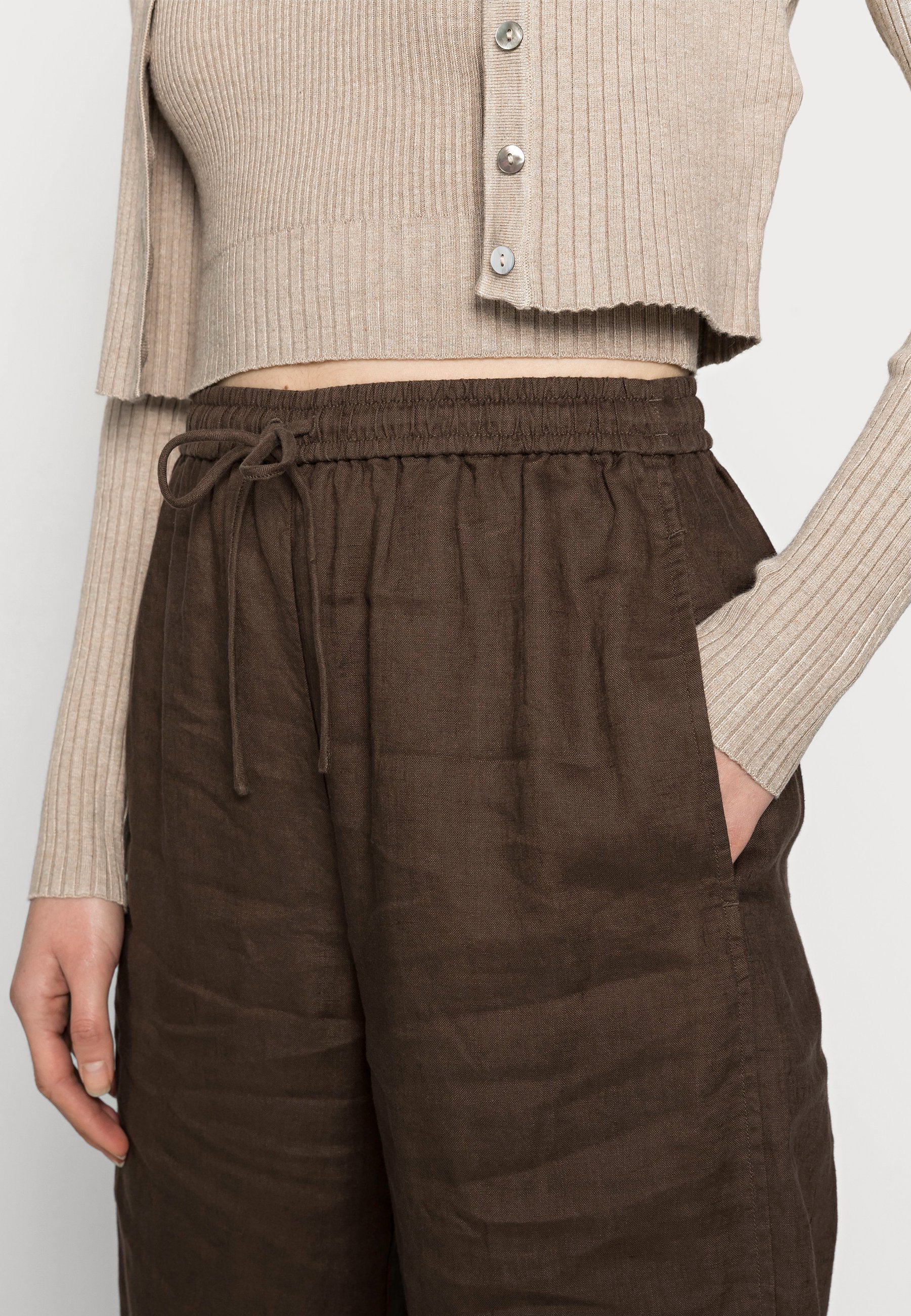 ARKET CASUAL TROUSERS - Trousers 