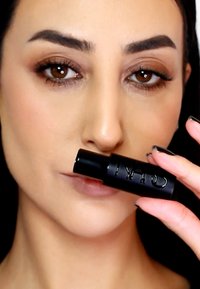 NARS EXPLICIT LIPSTICK - Rouge à lèvres - excess