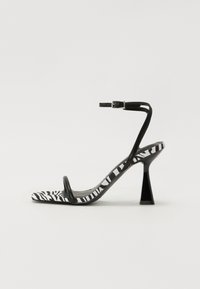 Sandale s visokom petom - black/white