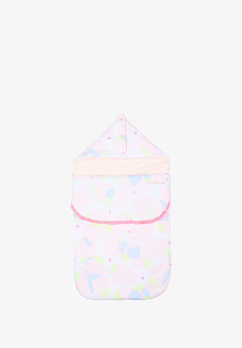 Gigoteuse douce aux tons pastel avec capuche, imprimée de motifs discrets de fruits et bordée d'un volant rose sur fond blanc.