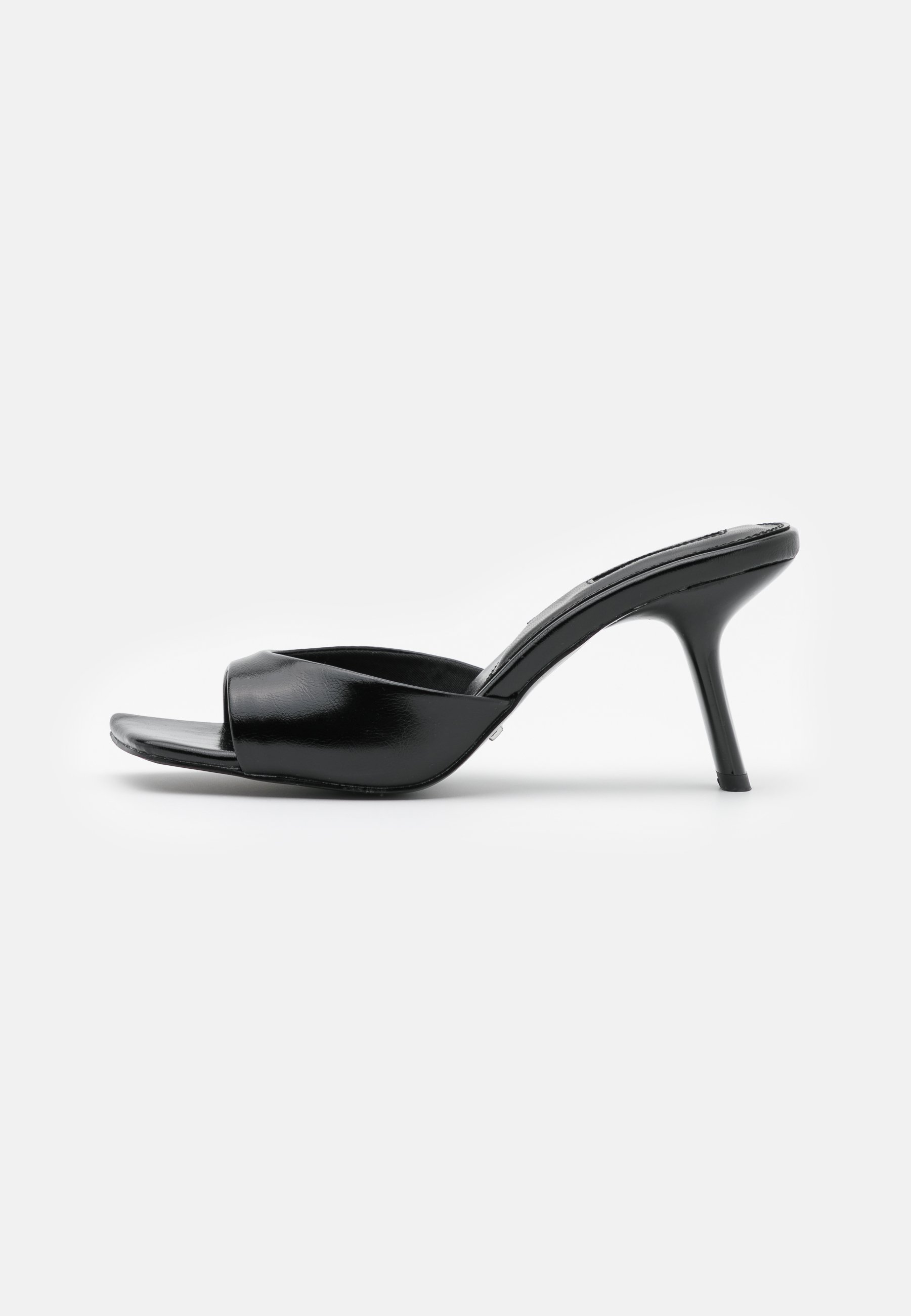 black heeled mules uk