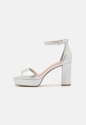 Sandali con tacco - silver-coloured