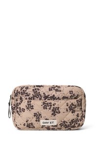 Gestepptes Reißverschlussmäppchen in Beige mit dunklem Blumenmuster, ausgestattet mit einem vorderen Fach und einem Markenetikett, glatte Stofftextur.