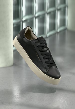 SHANA  - Sneakersy niskie