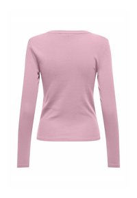 Langärmliges, eng anliegendes pinkes Oberteil mit Rundhalsausschnitt, von hinten auf einem schlichten weißen Hintergrund gezeigt.