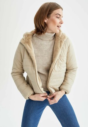 Veste Homme Régulière à Rayures Trendyol - Col Revers, Coupe Slim, Composition Polyester/viscose/élasthanne