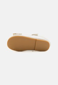 Friboo Bailarinas con hebilla - off-white