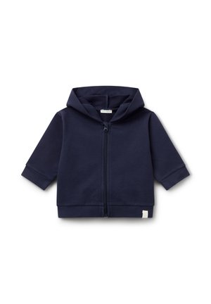 Marineblauwe rits-hoodie gemaakt van zacht materiaal, met een capuchon, lange mouwen en geribbelde manchetten. Minimalistisch ontwerp met een klein label aan de onderkant.
