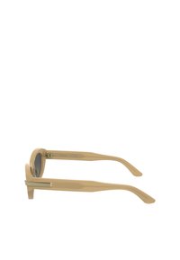 Ochelari de soare din plastic bej, cu lentile rotunde, ramă rectangulară, tâmple plate și accente metalice pe balamale.