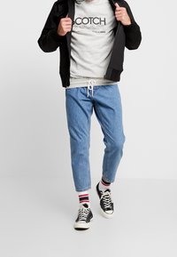 Scotch & Soda Bluza z kapturem