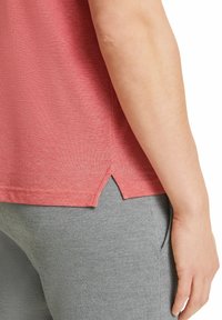 FALKE Polo - dusky pink