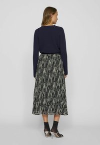 VILA Falda plisada - black