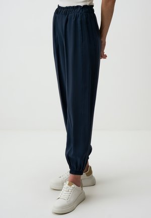 ELASTIC WAIST NARROW LEG PANTS WITH POCKETS - Jogginghose - dark blue