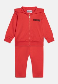 Non selezionato, poppy red