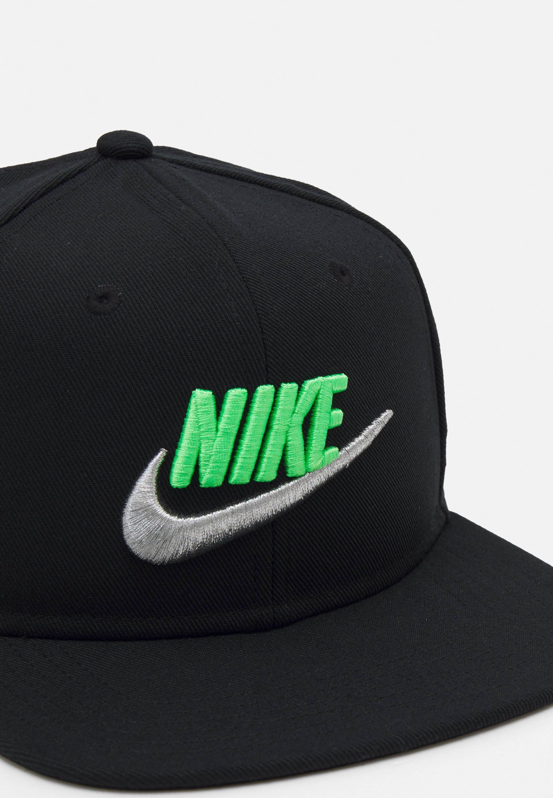 nike round cap