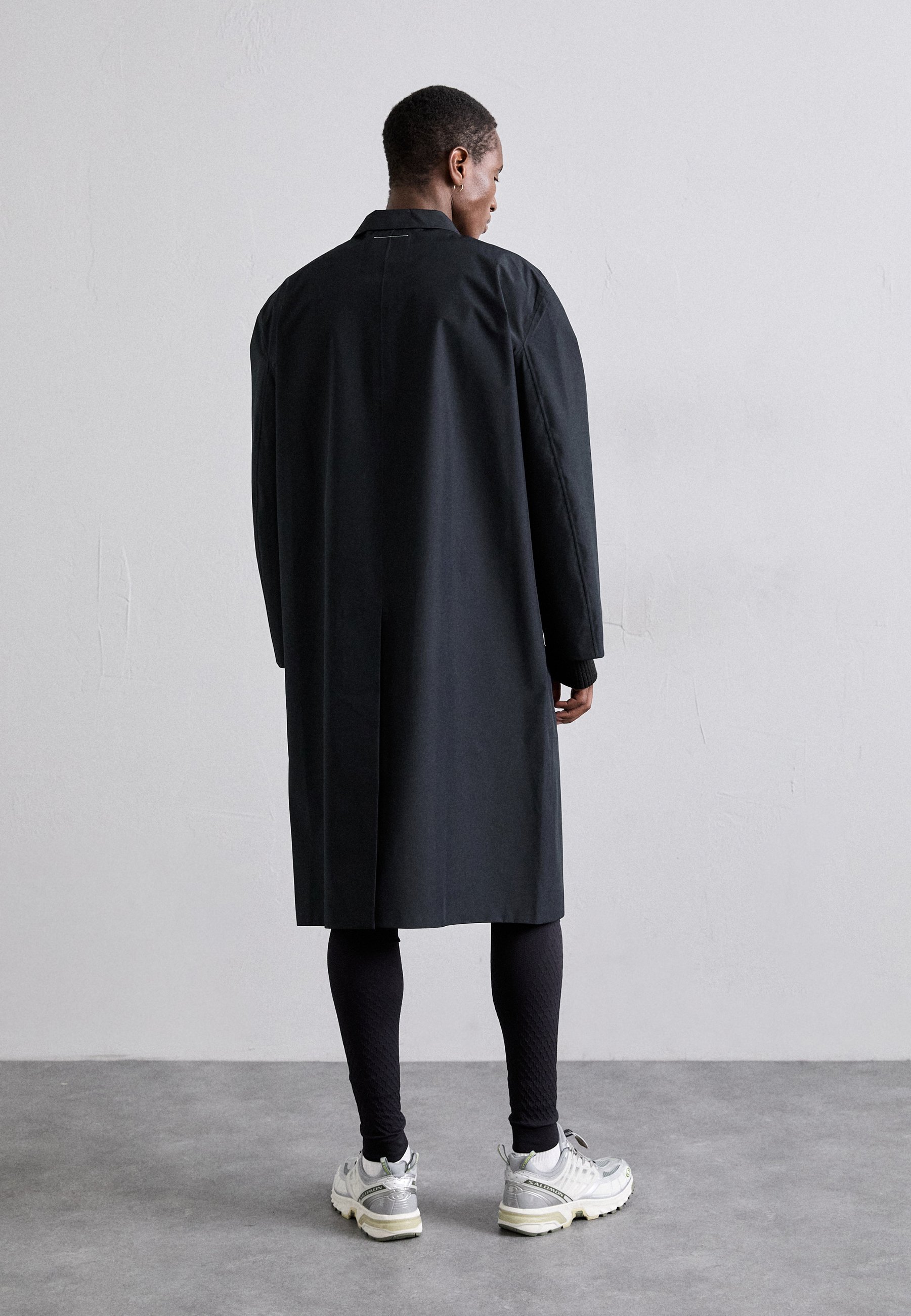 MM6 Maison Margiela SALOMON - Waterproof jacket - black - Zalando