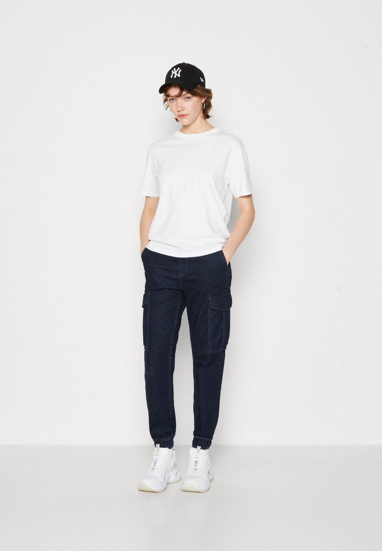 ONLROUGE CARGO