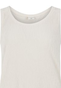 Top leggero senza maniche in crema con un design plissettato testurizzato e un collo rotondo. Il tessuto ha un aspetto leggermente stropicciato.