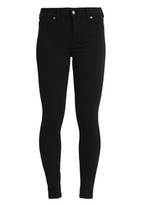 Pantalones vaqueros ajustados negros de cintura alta, con cinco bolsillos y cierre de cremallera que incluye un detalle de botón plateado. Textura suave.