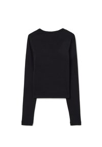 Schwarzes, langärmeliges T-Shirt aus weicher Baumwolle, mit rundem Ausschnitt und verkürztem Saum, das eine glatte, gleichmäßige Textur zeigt.