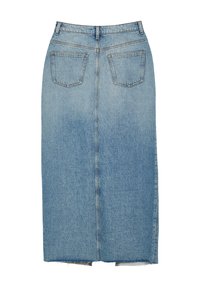 Jupe midi en denim bleu clair avec une coupe droite, deux poches arrière et un ourlet brut. Équipée d'une taille avec passants de ceinture.
