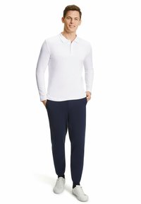 FALKE BASIC POLO SHIRT LONGSLEEVE - Poloshirt - white