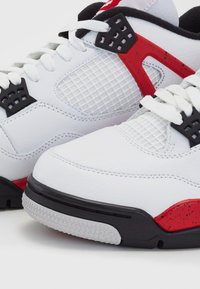 Jordan AIR JORDAN 4 RETRO - Sneakers alte - white/fire red/black/neutral grey