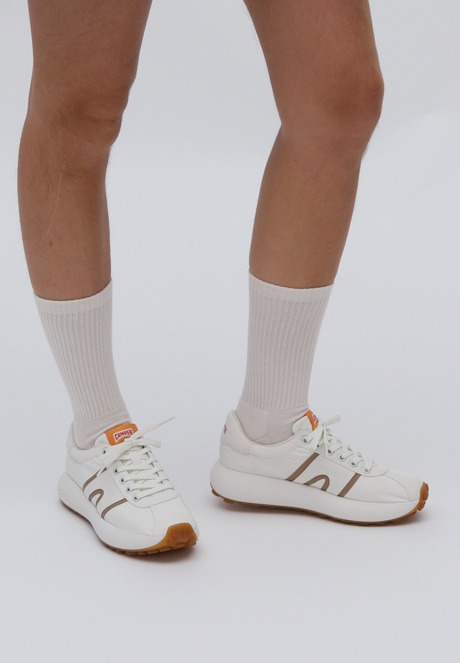 スニーカー CAMPER Men Sneakers White K100943-002 PELOTAS ATHENS 0 Pelotas White Sneakers for Men - Spring/Summer collection