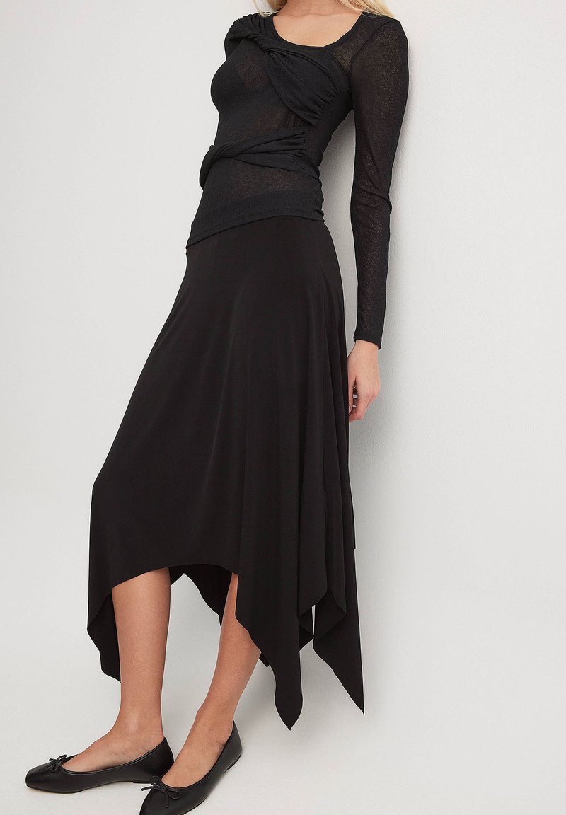 NA-KD - FLOWY - Maxi skirt - black, Enlarge