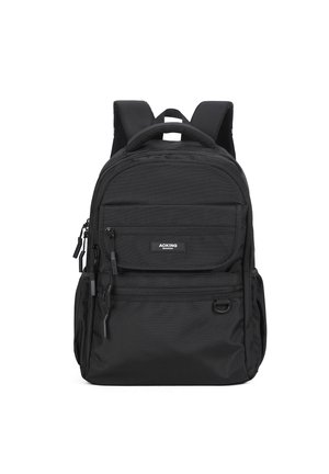 Zaino nero realizzato in tessuto durevole, dotato di più scomparti con zip, spallacci imbottiti e una maniglia superiore per un facile trasporto.