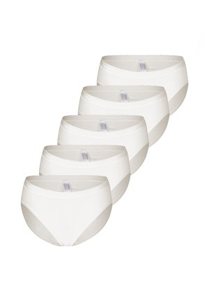 Fünf weiße Damen-Slips aus Baumwolle, in leicht versetzter Stapelung auf weißem Hintergrund angeordnet.