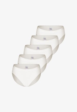 Fünf weiße Damen-Slips aus Baumwolle, in leicht versetzter Stapelung auf weißem Hintergrund angeordnet.