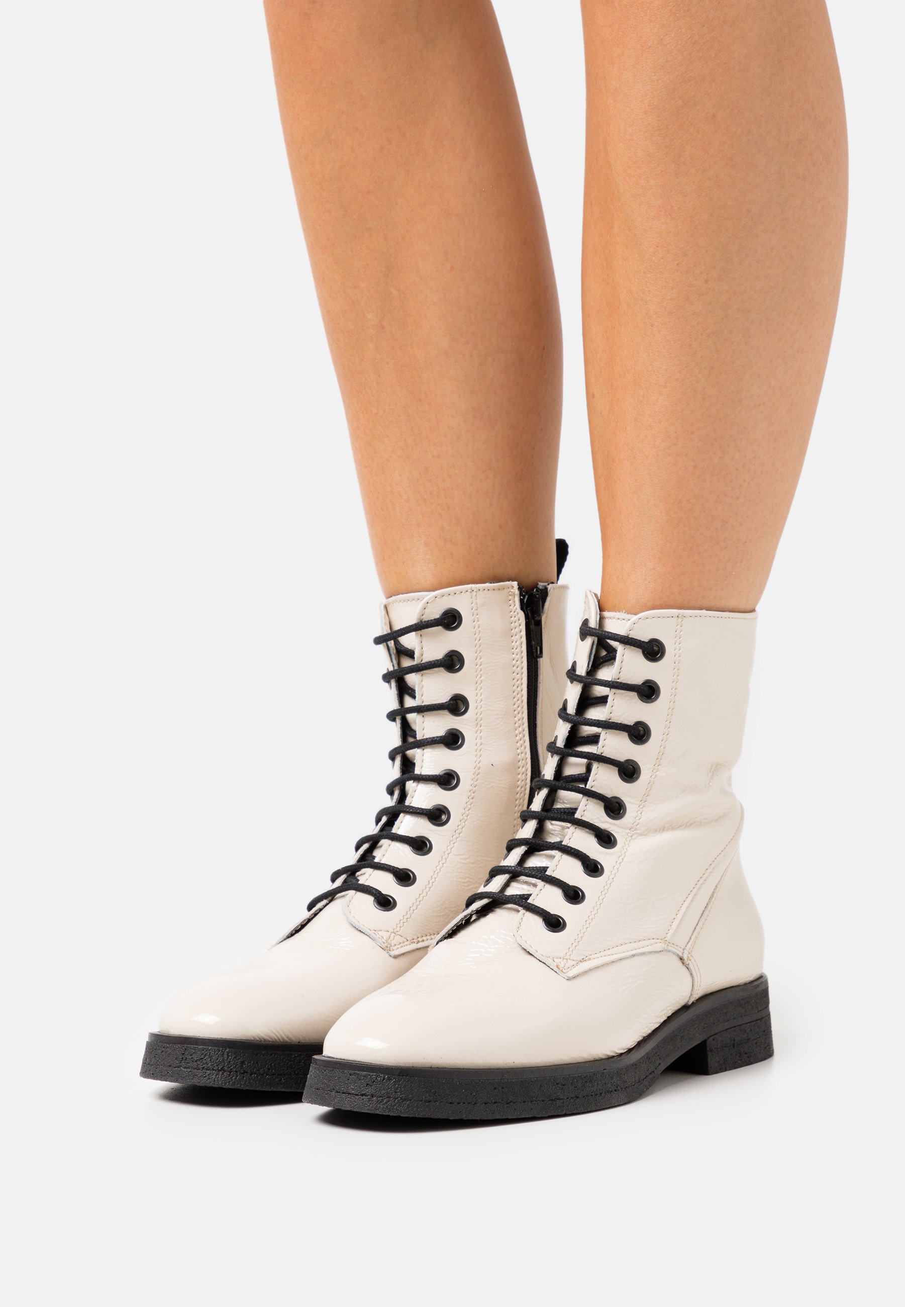 marco polo ankle boot