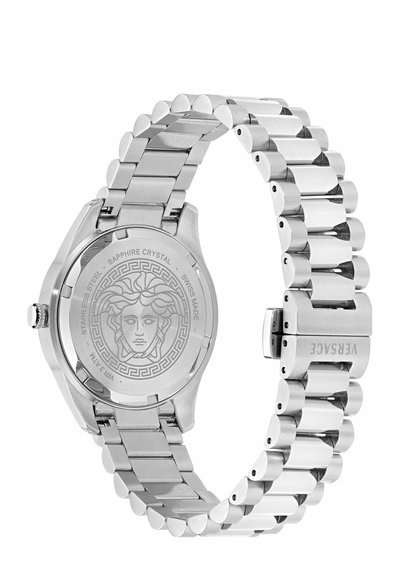 Bracelet et boîtier arrière de montre Versace en acier inoxydable argenté avec tête de Méduse gravée et texte incluant "Swiss Made" et "Sapphire Crystal."