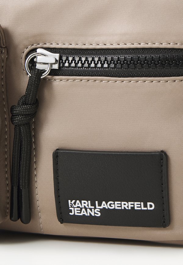 UTILITY CAMERA BAG UNISEX - Cross body bag - desert taupe3