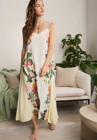 Thumbnail Image 2