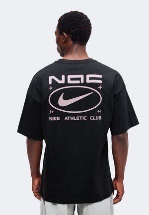 Nike Performance, M NK TEE OS NAC - Тениска с щампа - black/purple smoke