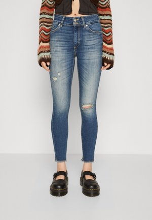 ONLY ONLBLUSH DESTROY - Jeans Skinny Fit - medium blue denim