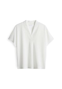Maglietta bianca a maniche corte con scollatura a V, realizzata in un tessuto liscio e dalla vestibilità comoda, caratterizzata da linee pulite e senza motivi visibili.