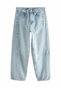 Jeans en denim bleu clair avec une coupe décontractée, dotés d'une taille haute, d'un design à cinq poches et de jambes droites. Présence de légères marques d'usure sur le tissu.