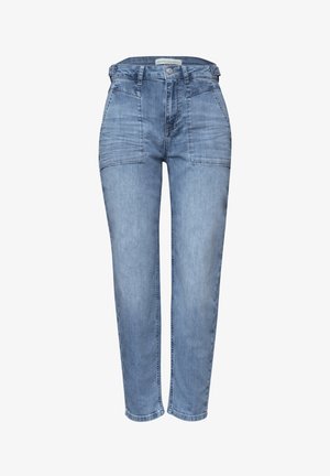 Hellblaue Jeans mit hoher Taille, vorderen aufgesetzten Taschen, Gürtelschlaufen, Knopfverschluss und schmal zulaufenden Beinen.