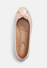 Lauren Ralph Lauren JAYNA NAPPA LEATHER FLAT - Balerinke - pale pink