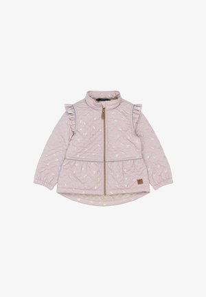 Różowa pikowana kurtka z ozdobami na ramionach w formie falbanek, zamkiem błyskawicznym z przodu, iryzującym wzorem kokard oraz zaokrąglonym dołem i elastycznymi mankietami.